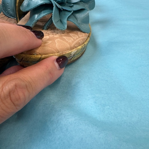b.o.c. Women's Teal Floral Wedges - Picture 9 of 10